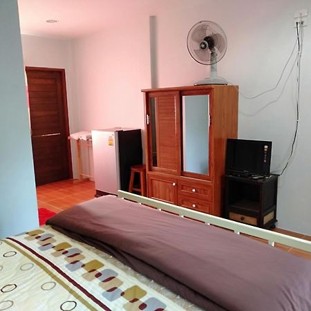 Chandra Hostel タオ島 エクステリア 写真